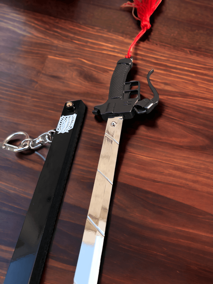 3D Maneuver Gear Sword | Attack On Titan